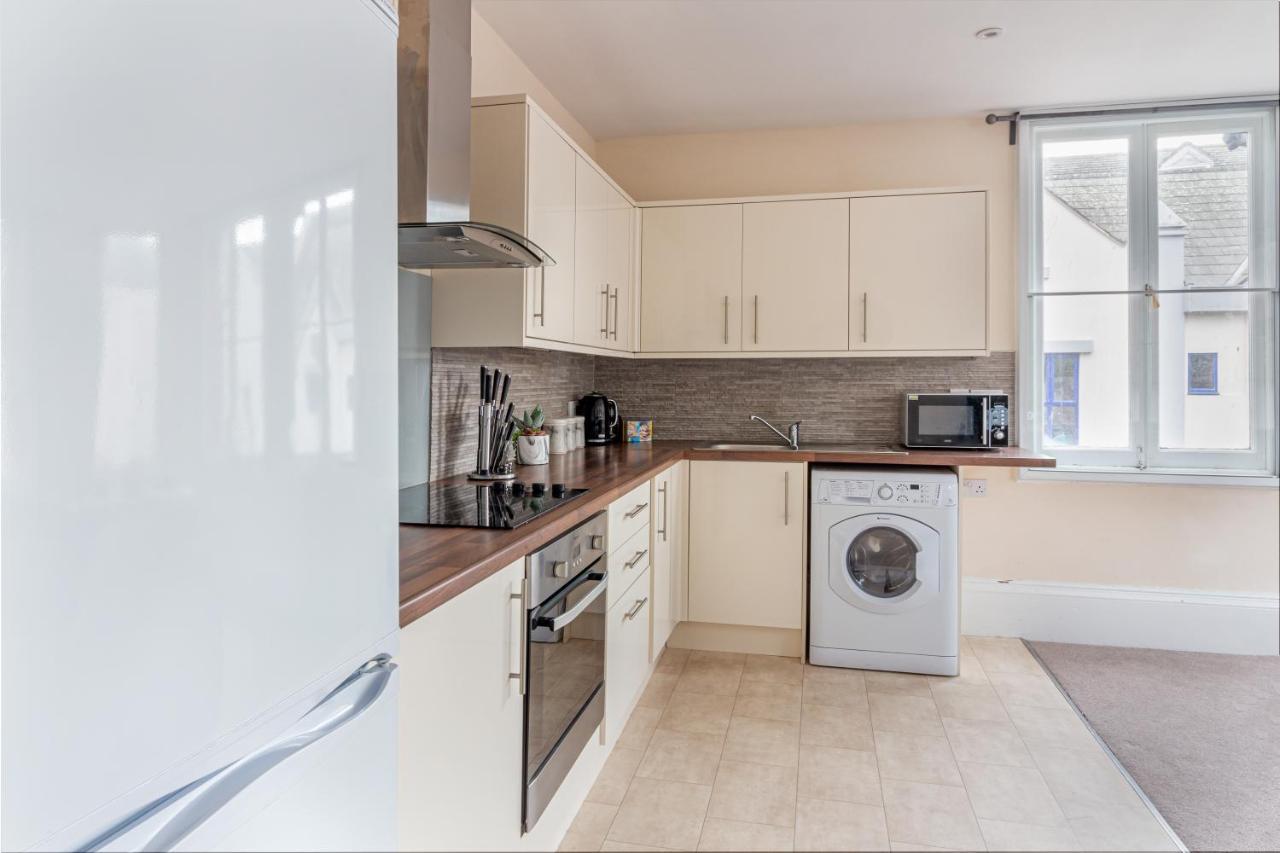 Guest Homes - Trinity Flat วุร์สเตอร์ ภายนอก รูปภาพ